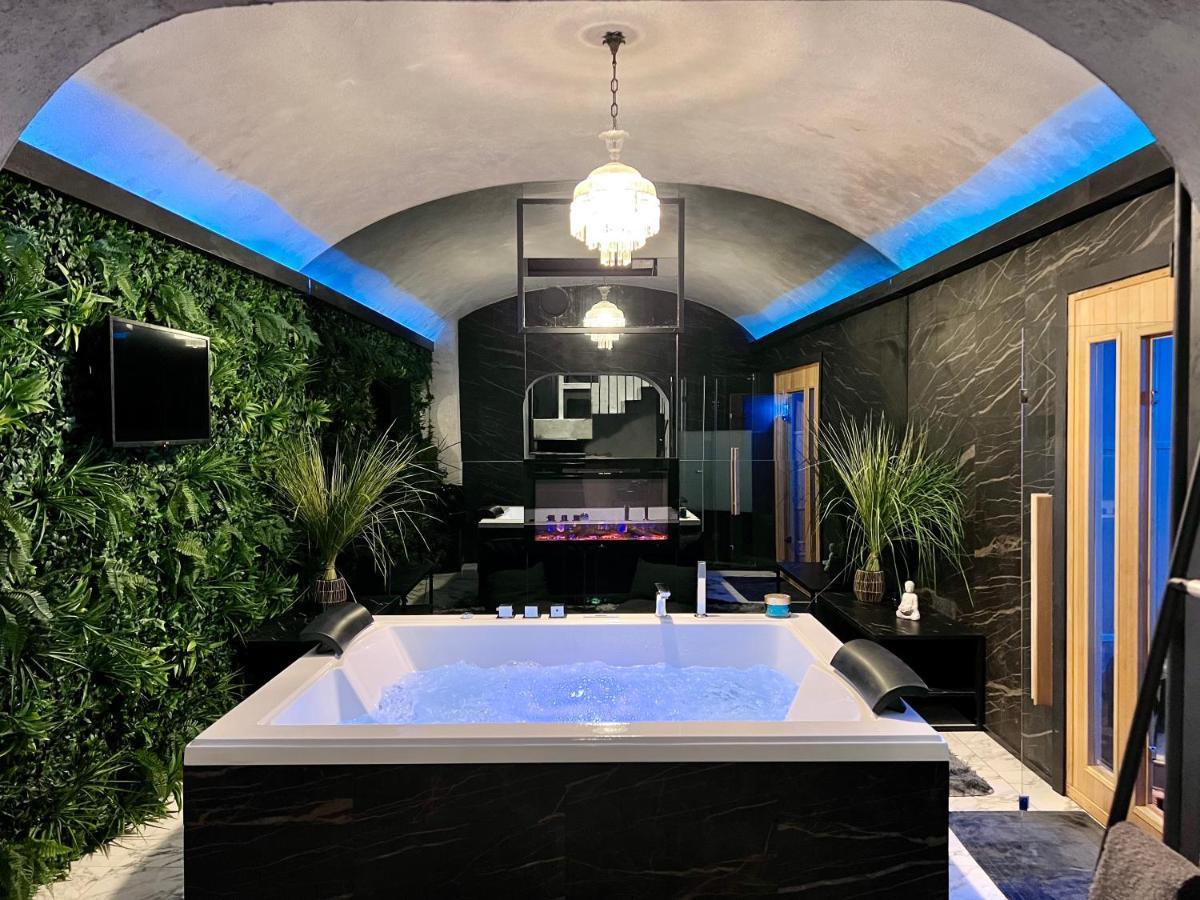 Romantic Wellness Apartment Colosseo Exterior foto